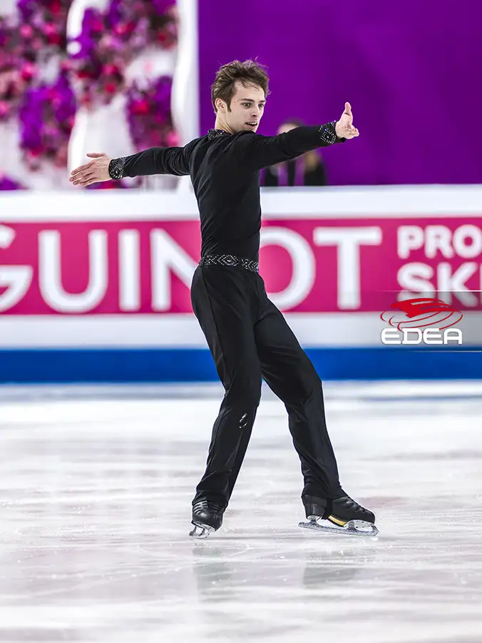 Ice Gallery Skates U.S.